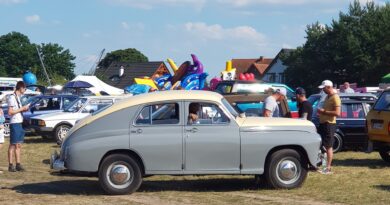 Zlot Klasycznych Pojazdów w Stegnie | NaMierzeje.pl